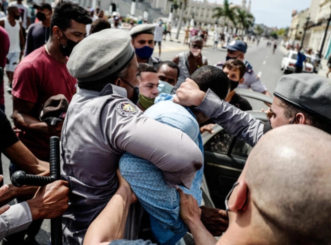 Régimen cubano encarceló a 19 personas por motivos políticos en mayo